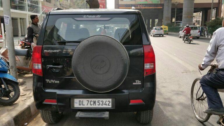 Mahindra TUV300 T6 2016