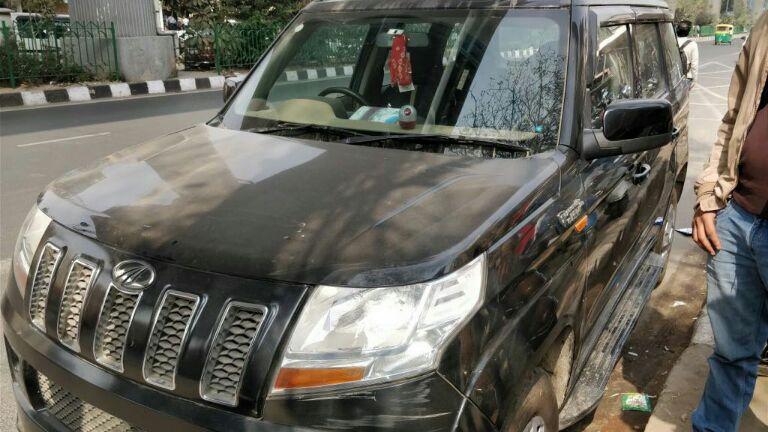 Mahindra TUV300 T6 2016