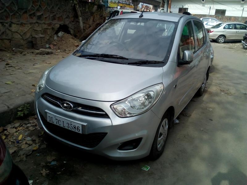 Hyundai i10 Sportz 1.2 2011