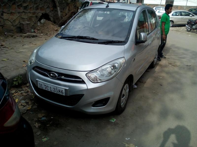 Hyundai i10 Sportz 1.2 2011