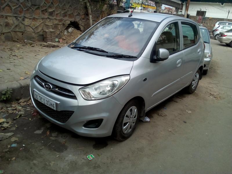 Hyundai i10 Sportz 1.2 2011