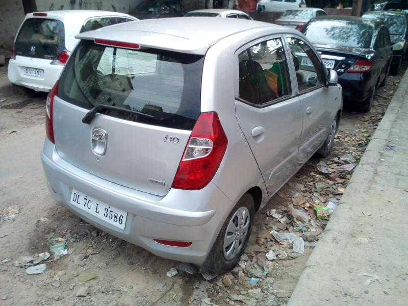 Hyundai i10 Sportz 1.2 2011