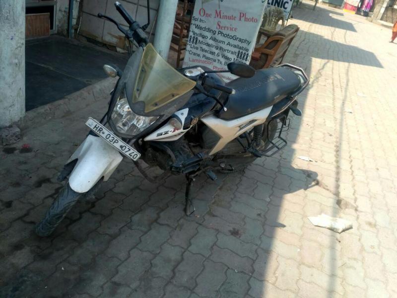 Yamaha SZR 150cc 2012