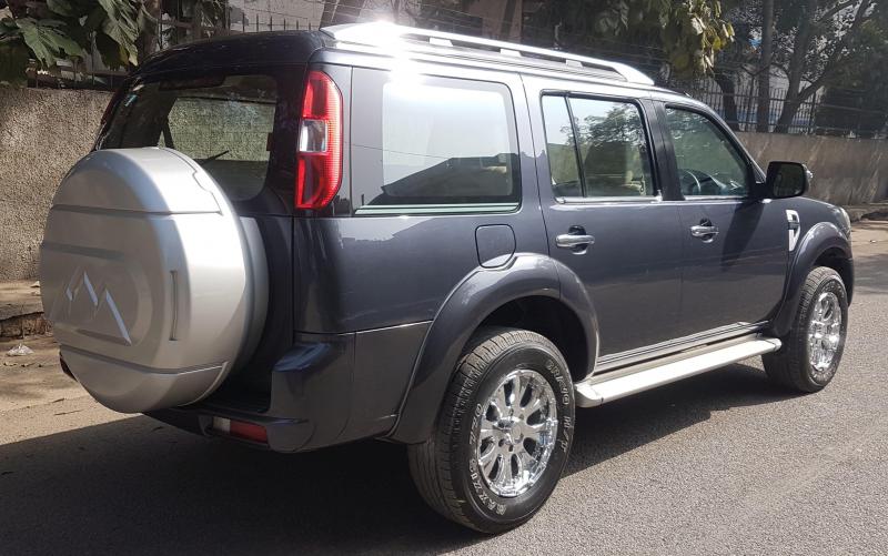 Ford Endeavour 3.0L Hurricane LIMITED EDITION 2012