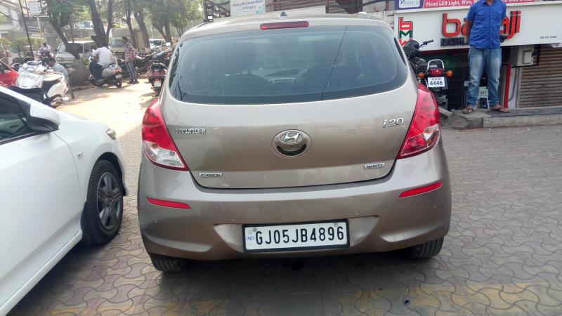 Hyundai i20 Sportz 1.4 CRDi 2012