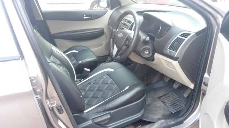 Hyundai i20 Sportz 1.4 CRDi 2012