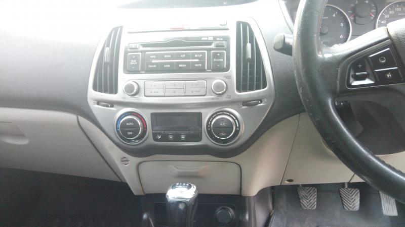 Hyundai i20 Sportz 1.4 CRDi 2012