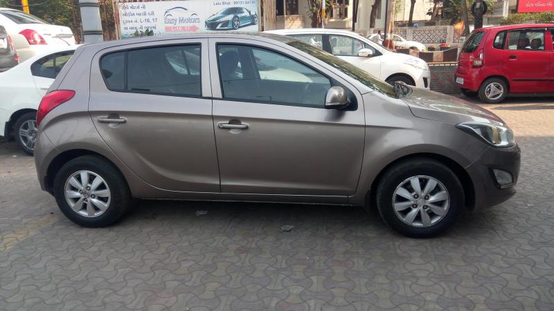 Hyundai i20 Sportz 1.4 CRDi 2012