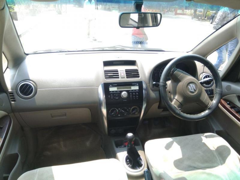 Maruti Suzuki SX4 VXi BS-IV 2011
