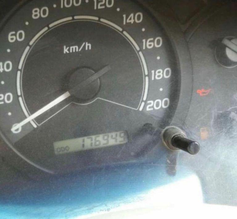 Toyota Innova 2.5 V 7 STR 2005