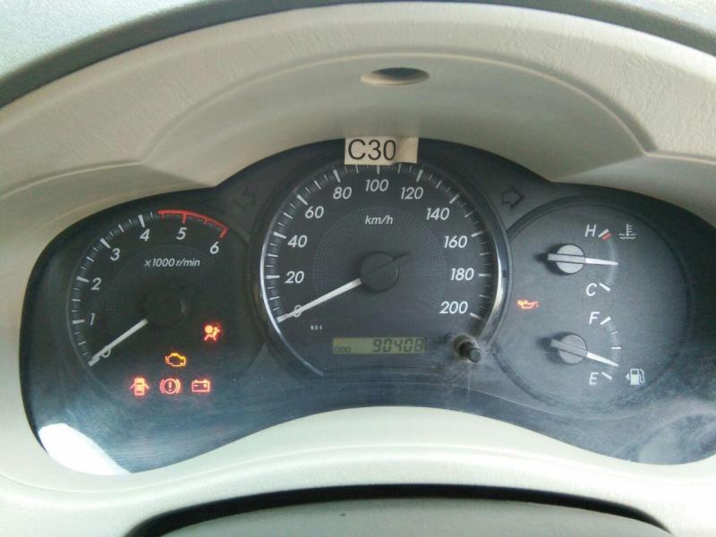 Toyota Innova 2.5 G 7 STR BS IV 2012