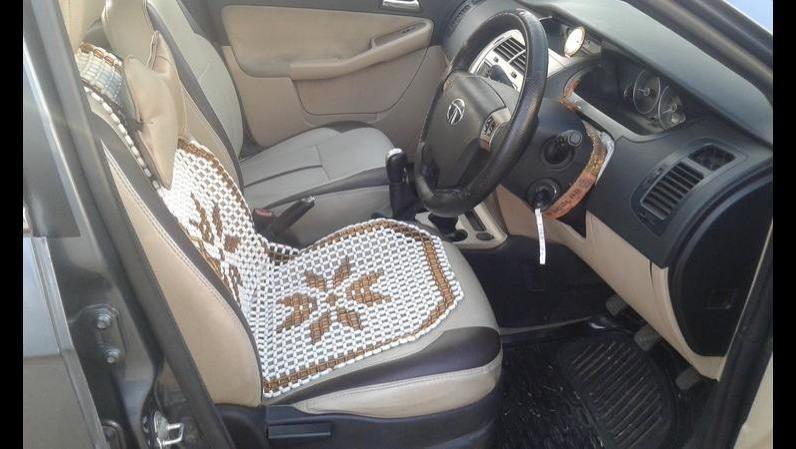 Tata Indica Vista Quadrajet 90 VX 2014