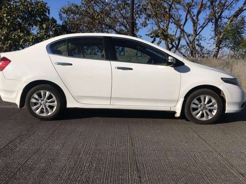 Honda City 1.5 V AT 2013