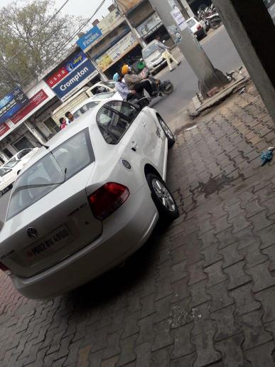 Volkswagen Vento Highline Diesel 2012