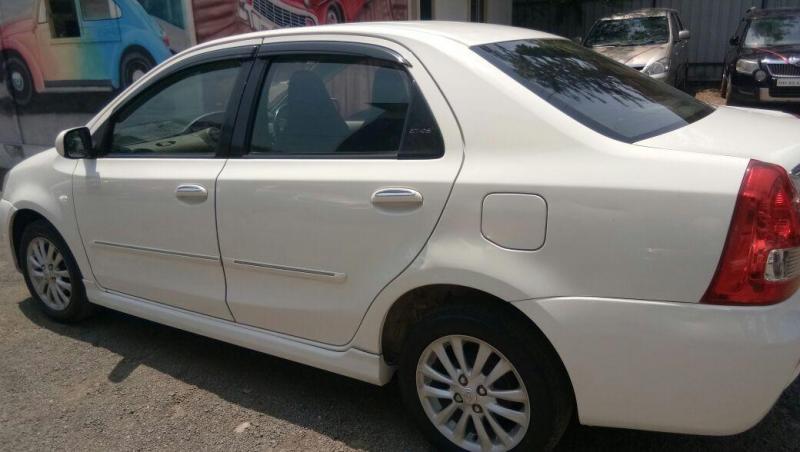 Toyota Etios VX 2011