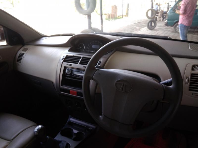 Tata Indica Vista Aura 1.2 Safire 2009