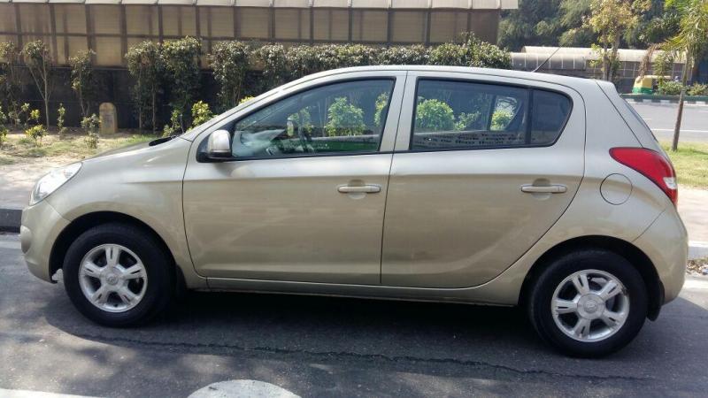 Hyundai i20 SPORTZ 1.2 BS IV 2011