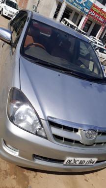 Toyota Innova 2.5 V 8 STR 2008
