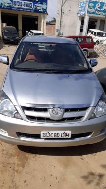 Toyota Innova 2.5 V 8 STR 2008