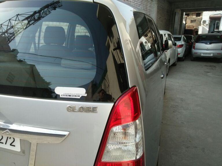 Toyota Innova 2.0 G 8 STR BS IV 2012