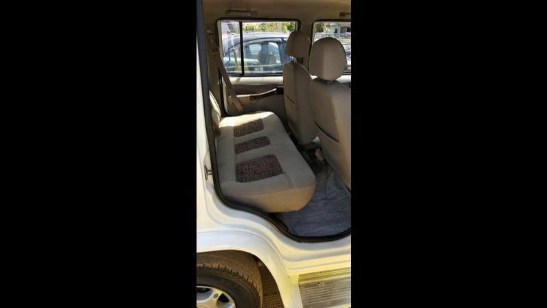 Mahindra Bolero SLX BS III 2009