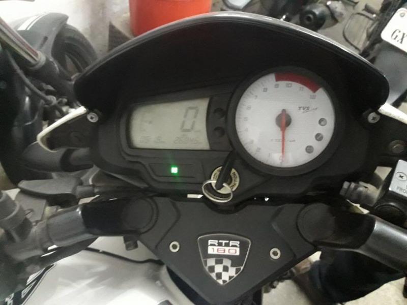 TVS Apache RTR 180cc 2015