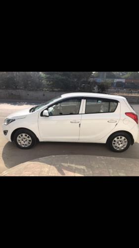 Hyundai i20 Magna 1.2 (O) 2013