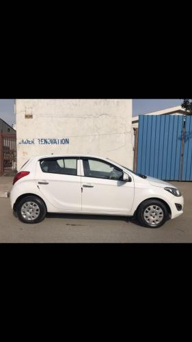 Hyundai i20 Magna 1.2 (O) 2013