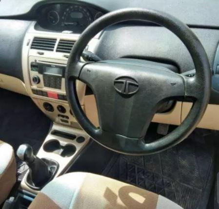 Tata Indica Vista Aura Plus 1.2 Safire 2011