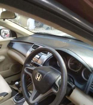 Honda City 1.5 V MT 2013