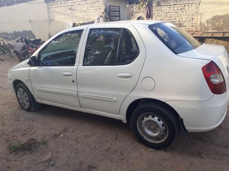 Tata Indigo eCS LX 2012