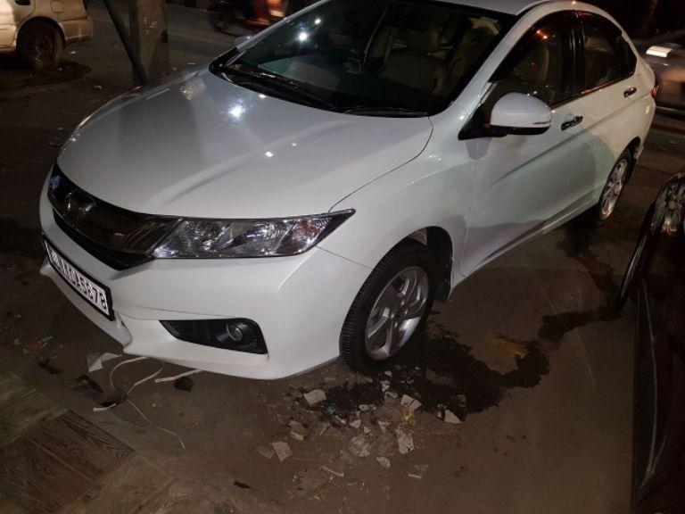 Honda City 1.5 V MT 2015