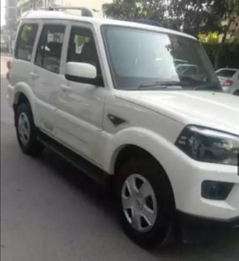 Mahindra Scorpio S4 Plus 4WD Intelli-Hybrid 2017