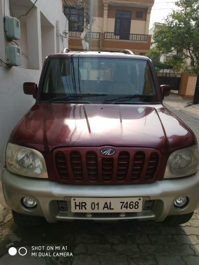 Mahindra Scorpio 2.6 TURBO 7 STR 2005
