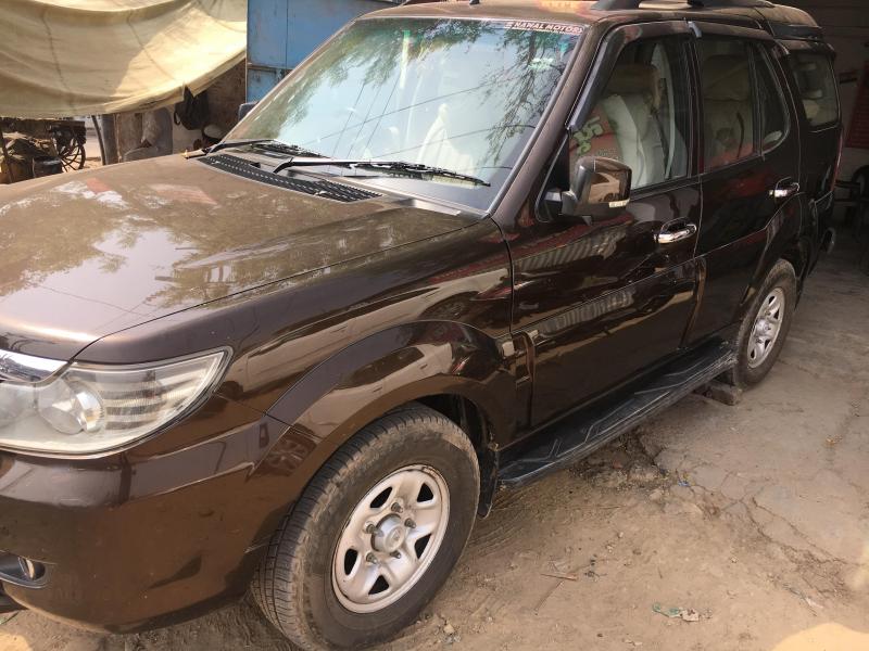 Tata Safari Storme EX 2013