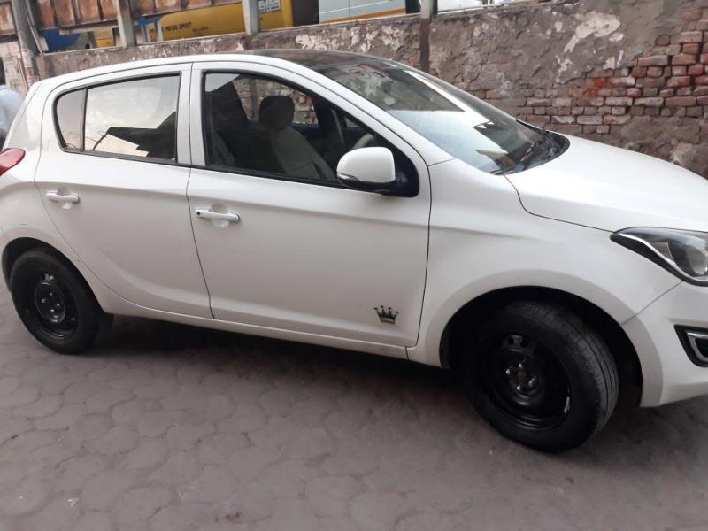 Hyundai i20 Magna 1.4 CRDi 2012