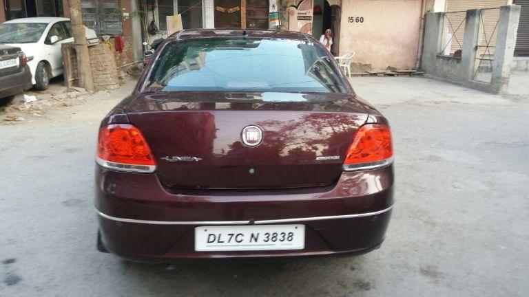 Fiat Linea Emotion PK 1.3 MJD 2012