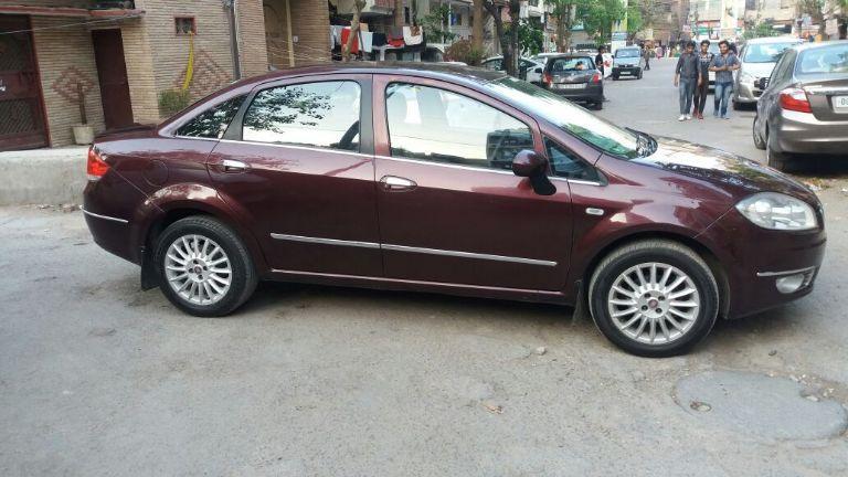 Fiat Linea Emotion PK 1.3 MJD 2012