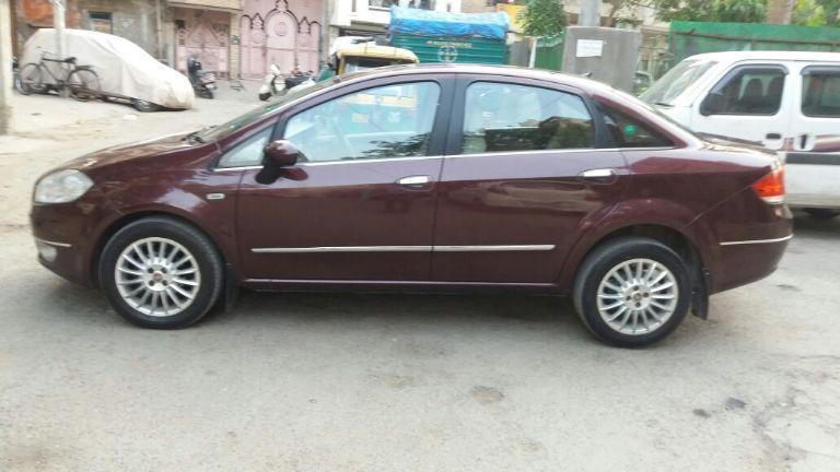 Fiat Linea Emotion PK 1.3 MJD 2012