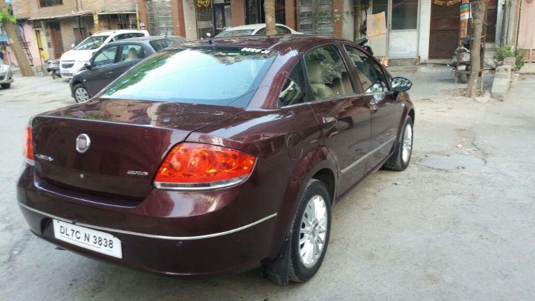 Fiat Linea Emotion PK 1.3 MJD 2012