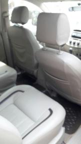 Toyota Innova 2.5 GX 7 STR BS IV 2012