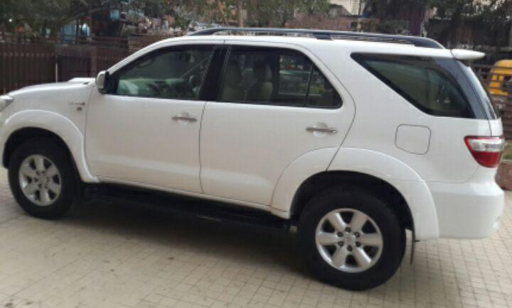 Toyota Fortuner 3.0 4X4 MT 2013