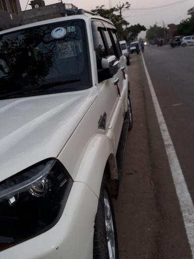 Mahindra Scorpio S10 7 Seater 2017