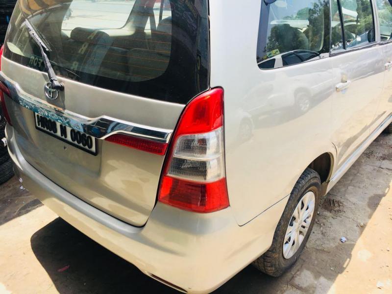 Toyota Innova 2.0 G4 2012