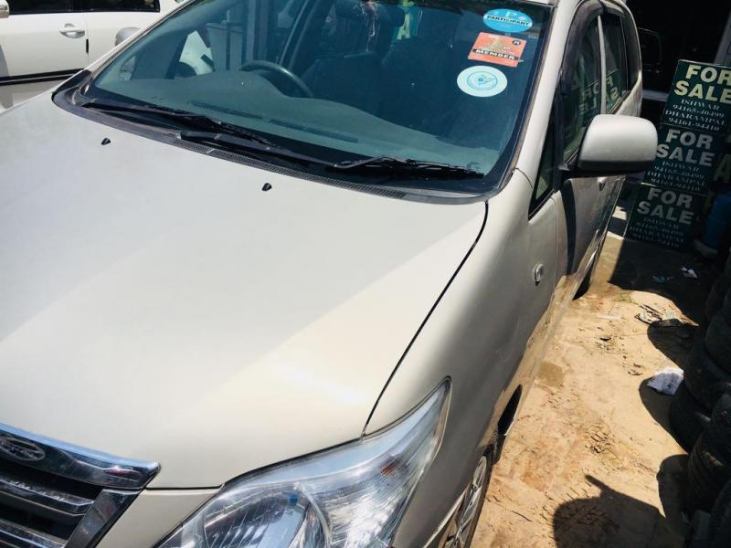 Toyota Innova 2.0 G4 2012