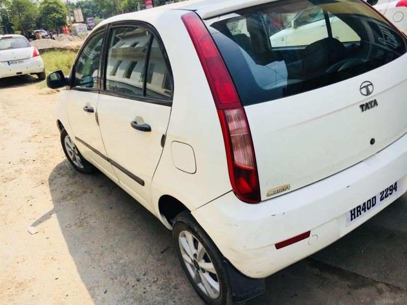 Tata Indica Vista Quadrajet LS 2011