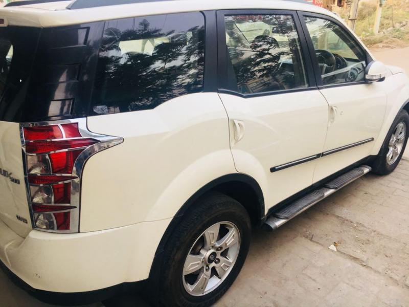 Mahindra XUV500 W8 2013