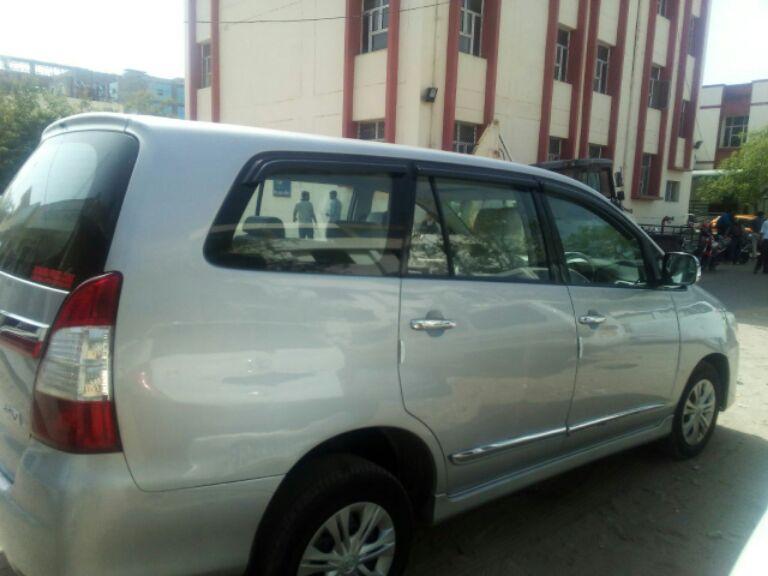 Toyota Innova 2.5 G 2013