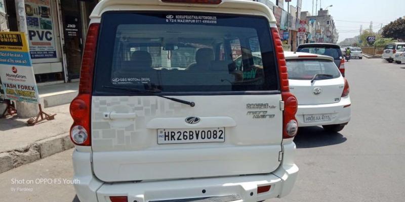 Mahindra Scorpio VLX 2WD 2012