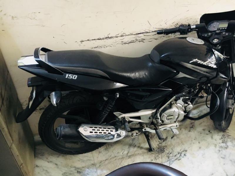 Bajaj Pulsar 150cc 2015